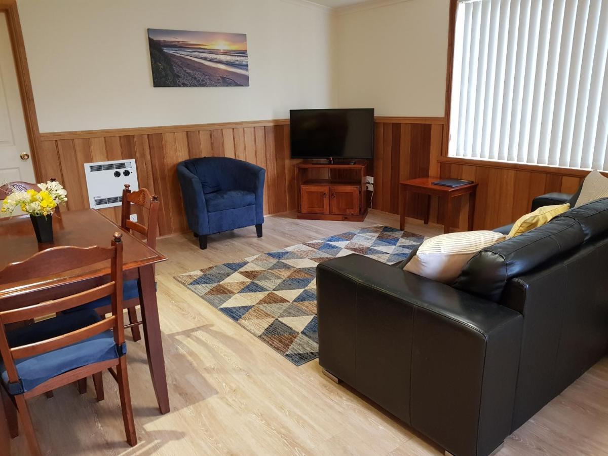 Driftwood Strahan Villas Esterno foto